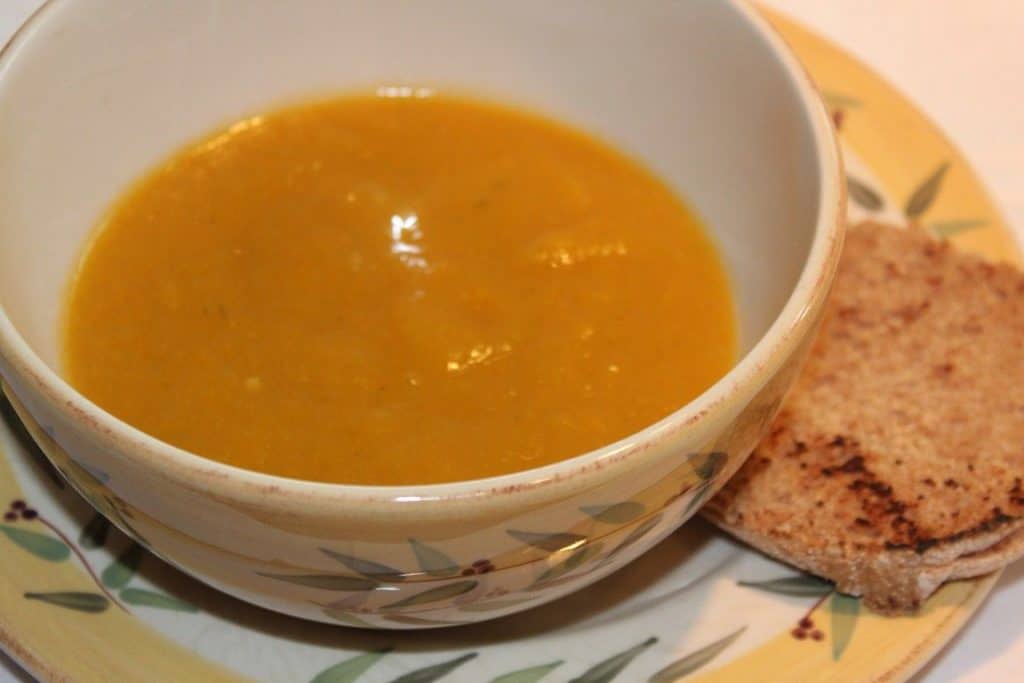 Soupe Panais Carotte Pomme De Terre Thermomix recettes-24.com